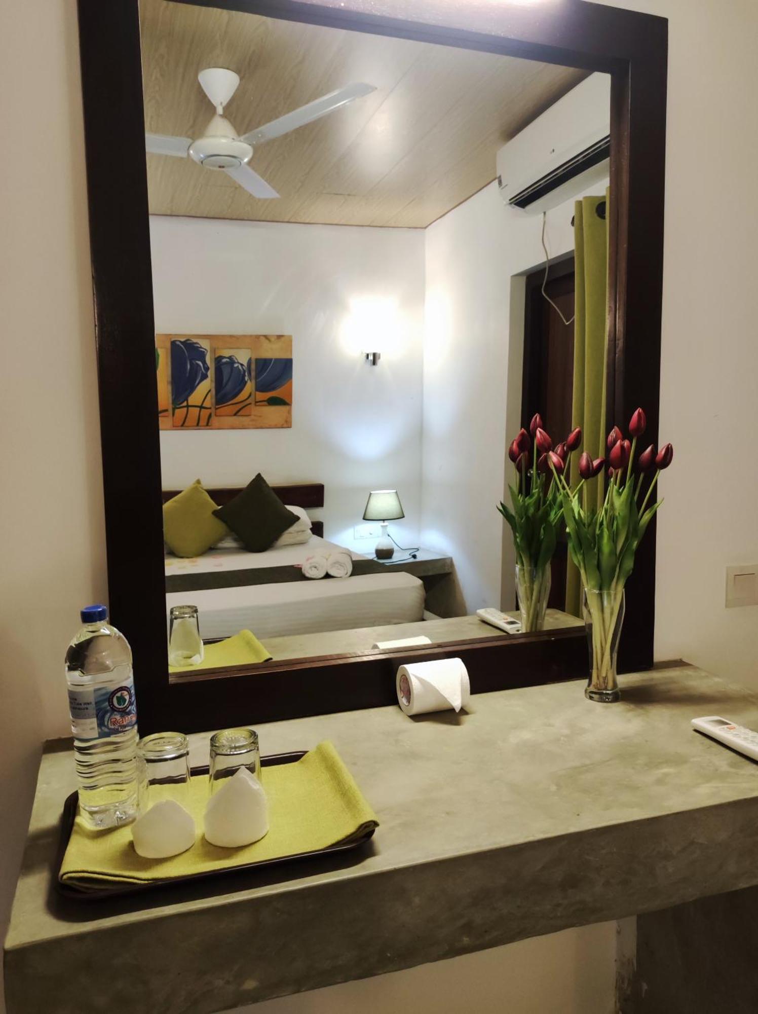Villa Tulip Garden Anuradhapura Kamer foto